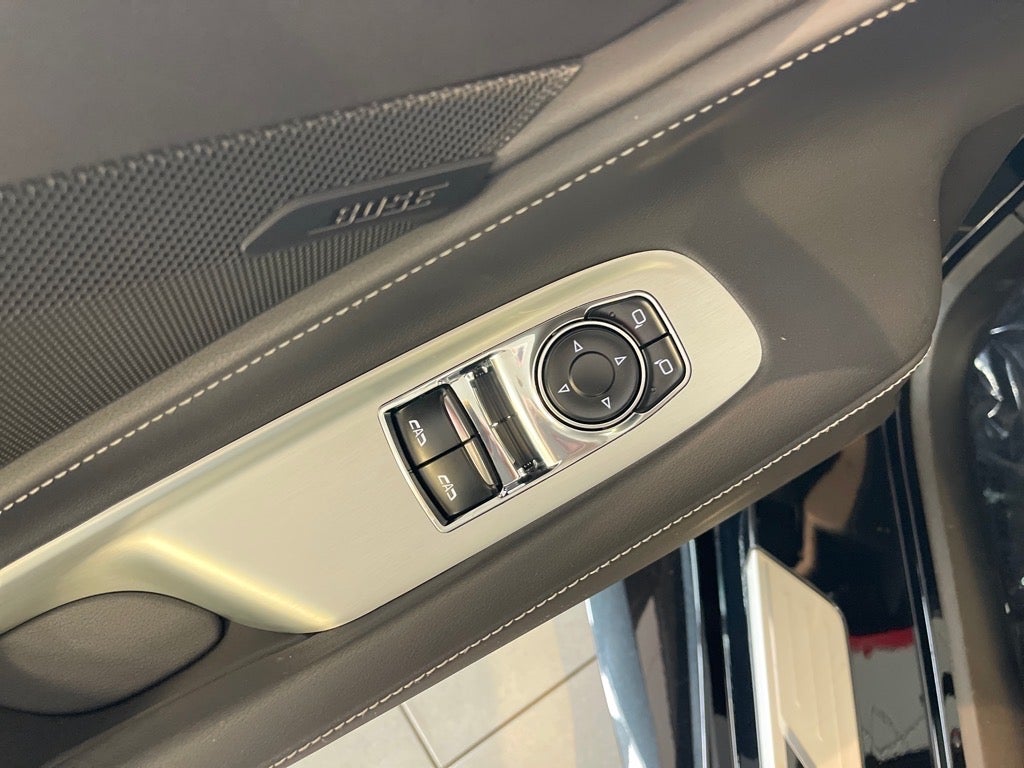 2025 Chevrolet Corvette E-Ray 1LZ