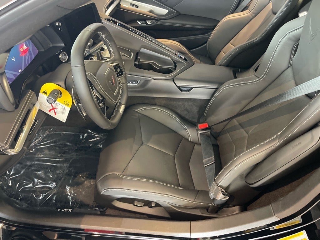 2025 Chevrolet Corvette E-Ray 1LZ