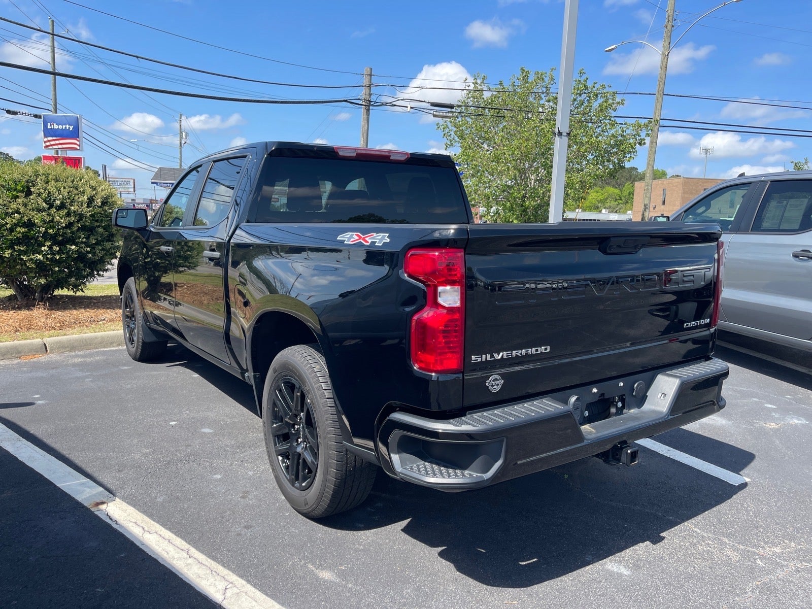 2024 Chevrolet Silverado 1500 Custom