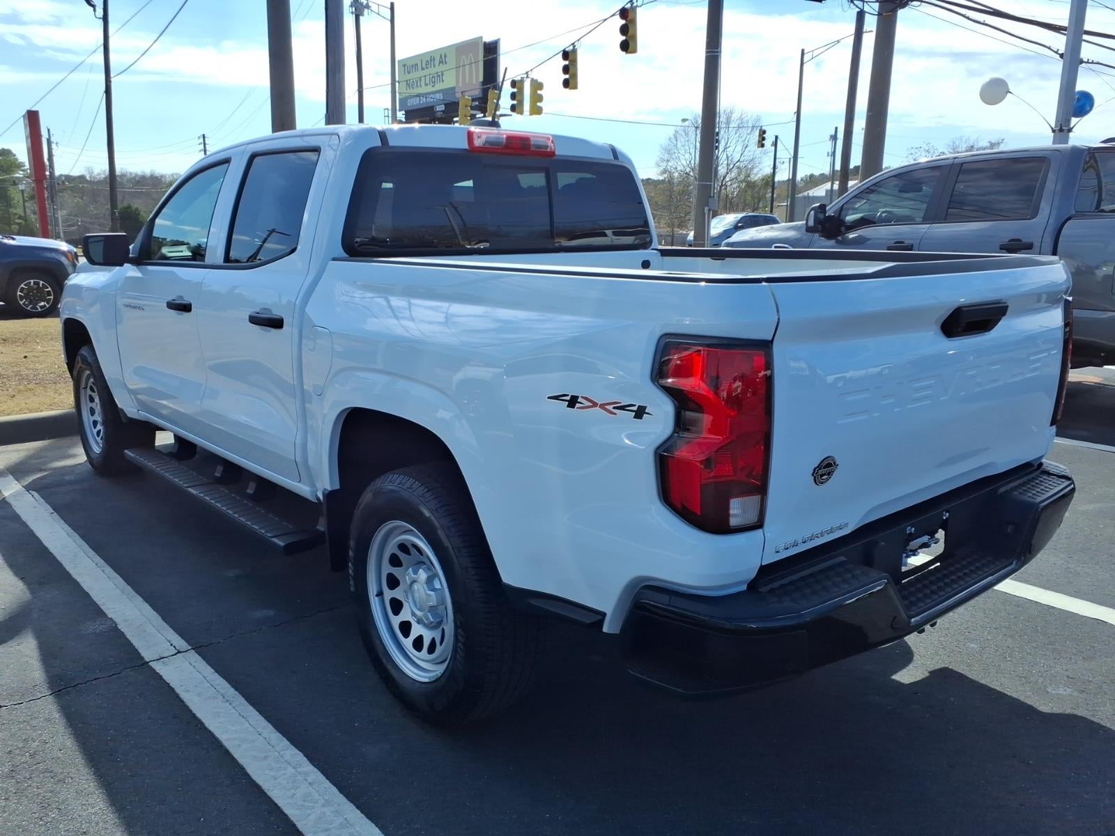 2025 Chevrolet Colorado WT/LT