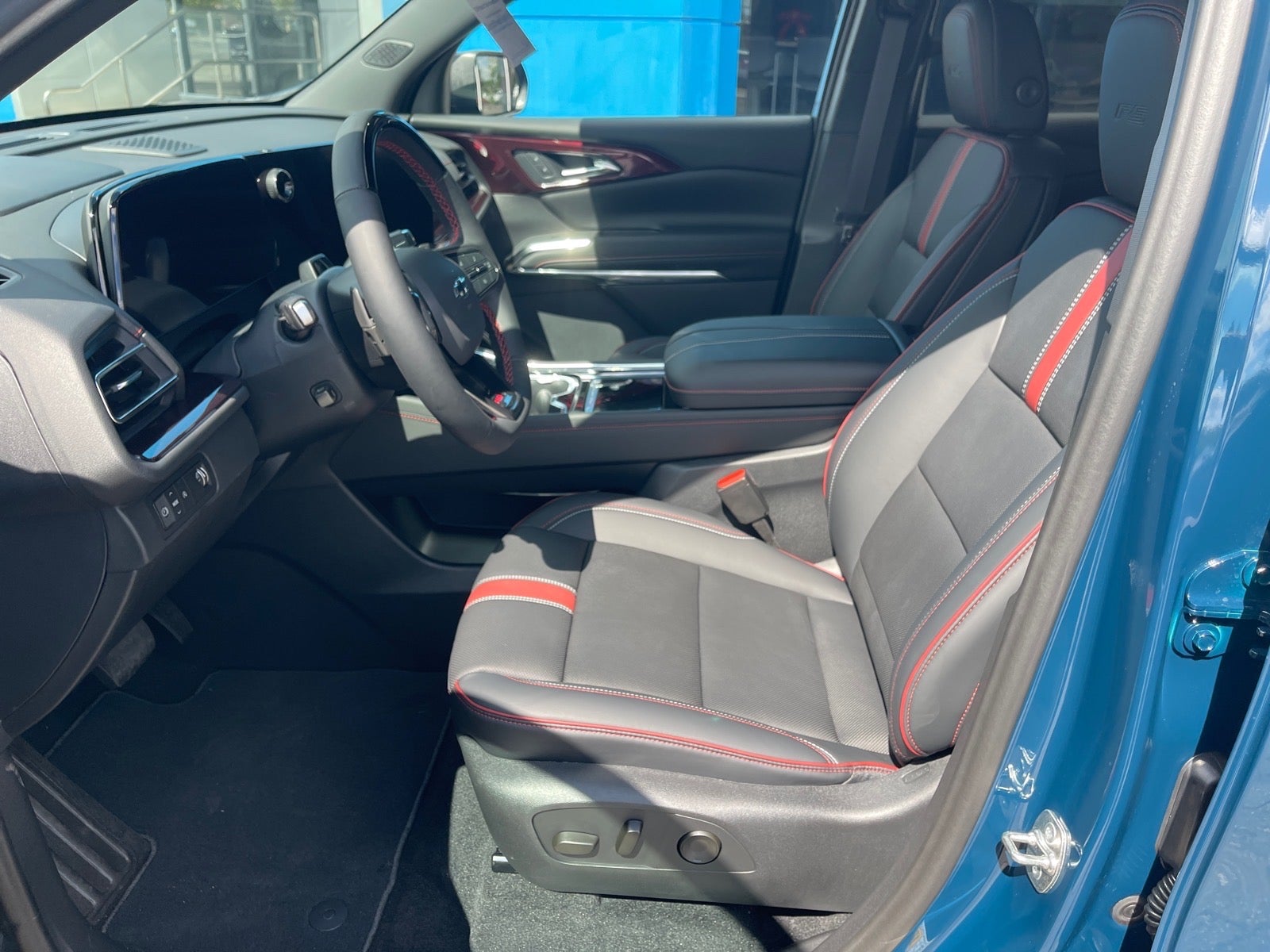 2027 Chevrolet Traverse RS