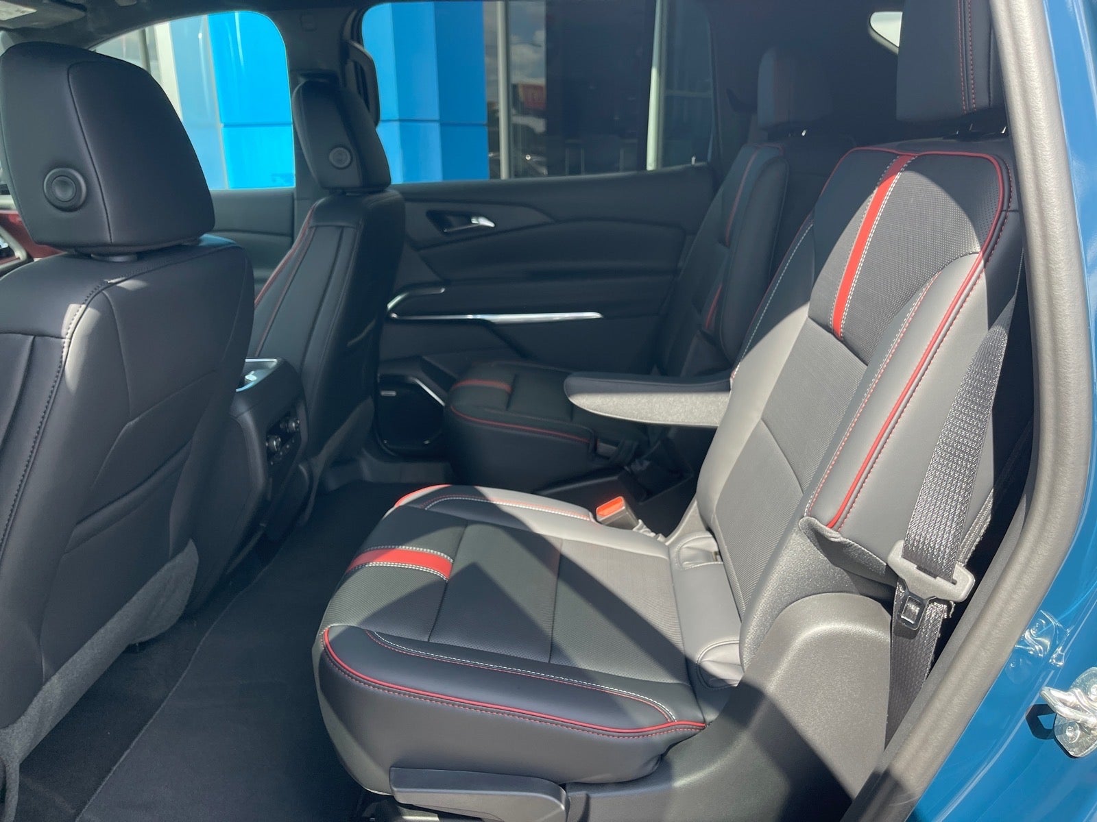 2027 Chevrolet Traverse RS