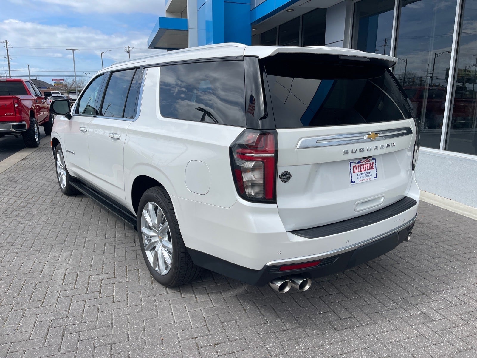 2024 Chevrolet Suburban High Country