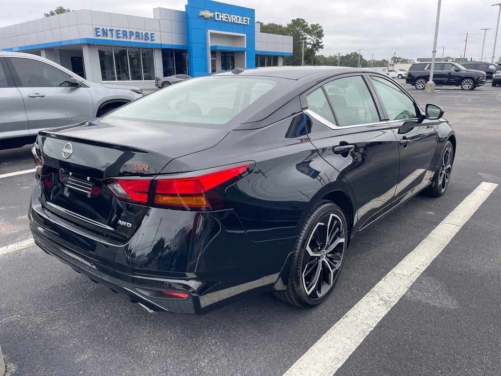 2024 Nissan Altima 2.5 SR