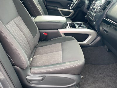 2024 Nissan Titan XD SV