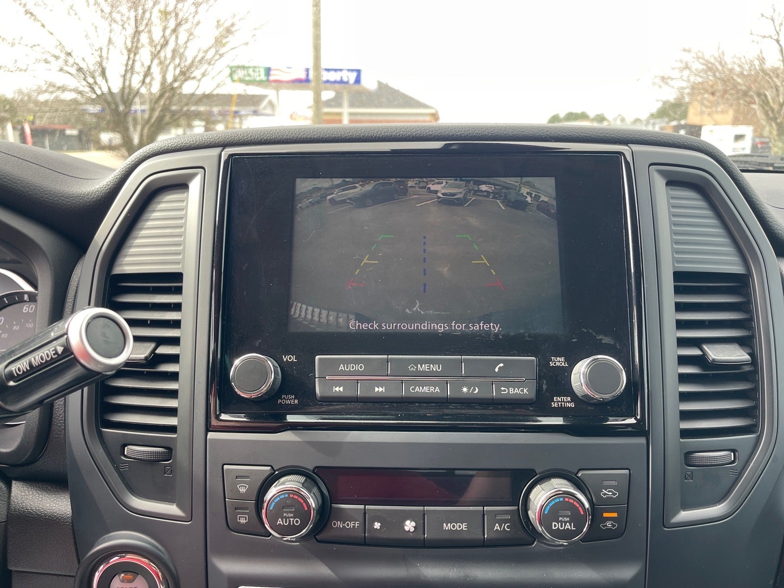 2024 Nissan Titan XD SV