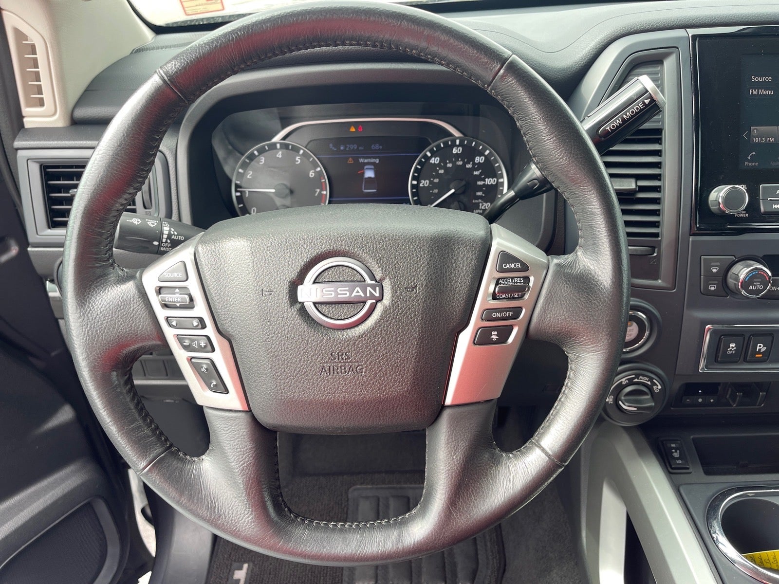 2024 Nissan Titan XD SV