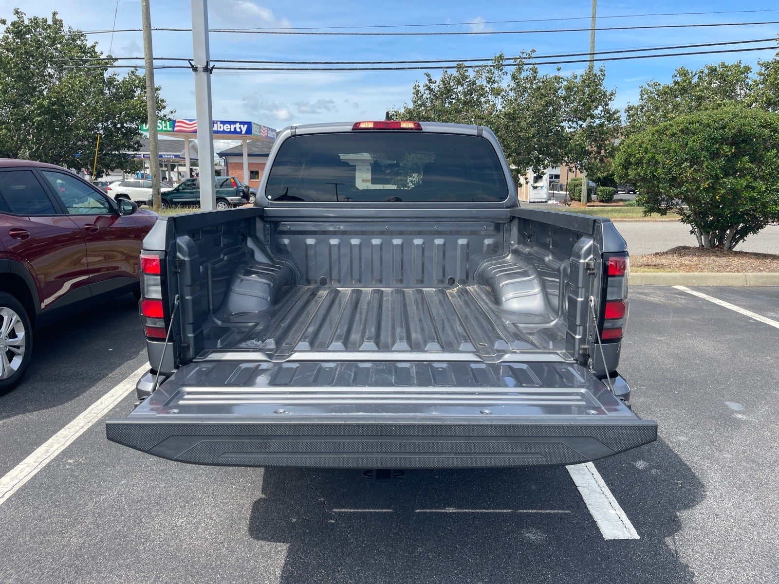 2024 Nissan Frontier SV