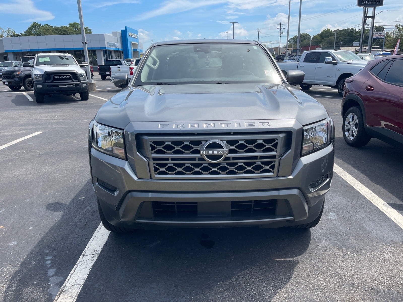 2024 Nissan Frontier SV