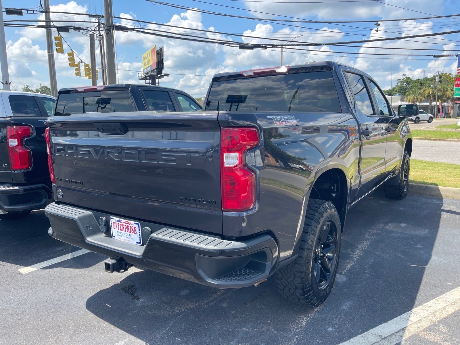 2022 Chevrolet Silverado 1500 Custom Trail Boss