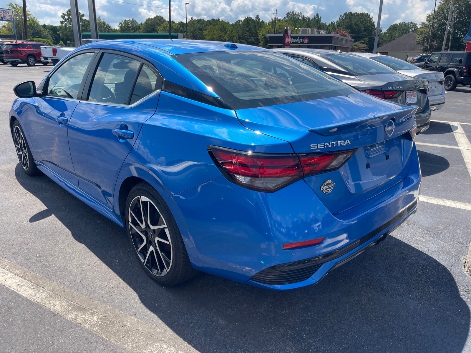 2025 Nissan Sentra SR
