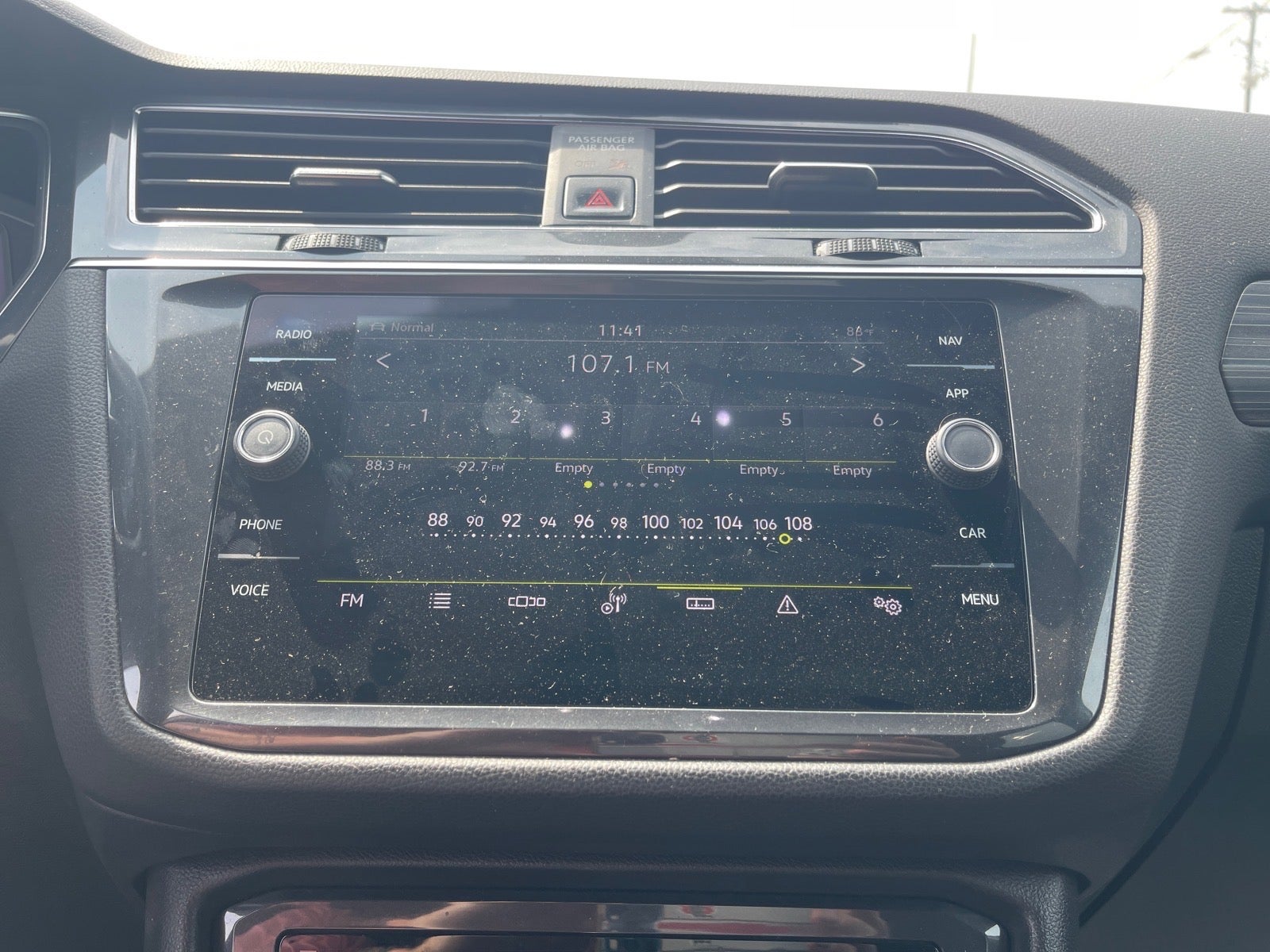 2023 Volkswagen Tiguan SEL R-Line