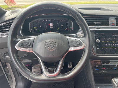 2023 Volkswagen Tiguan SEL R-Line