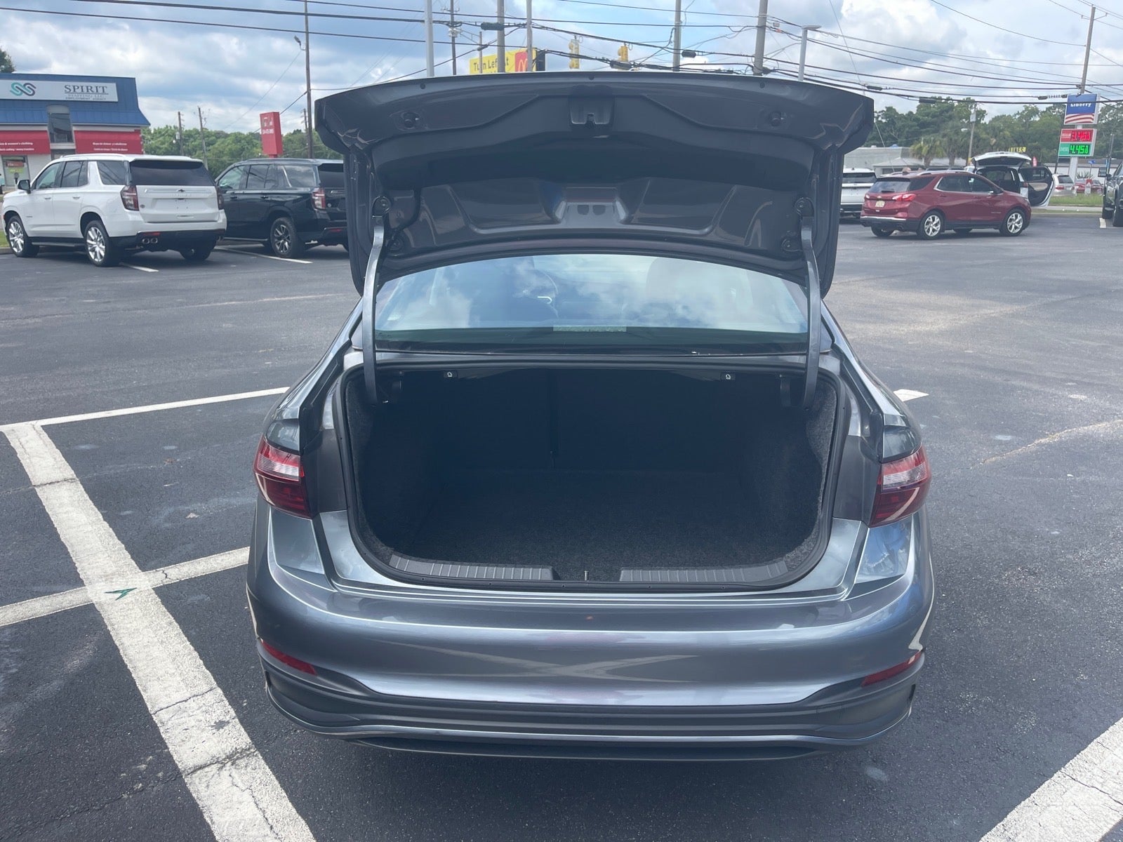 2024 Volkswagen Jetta SE
