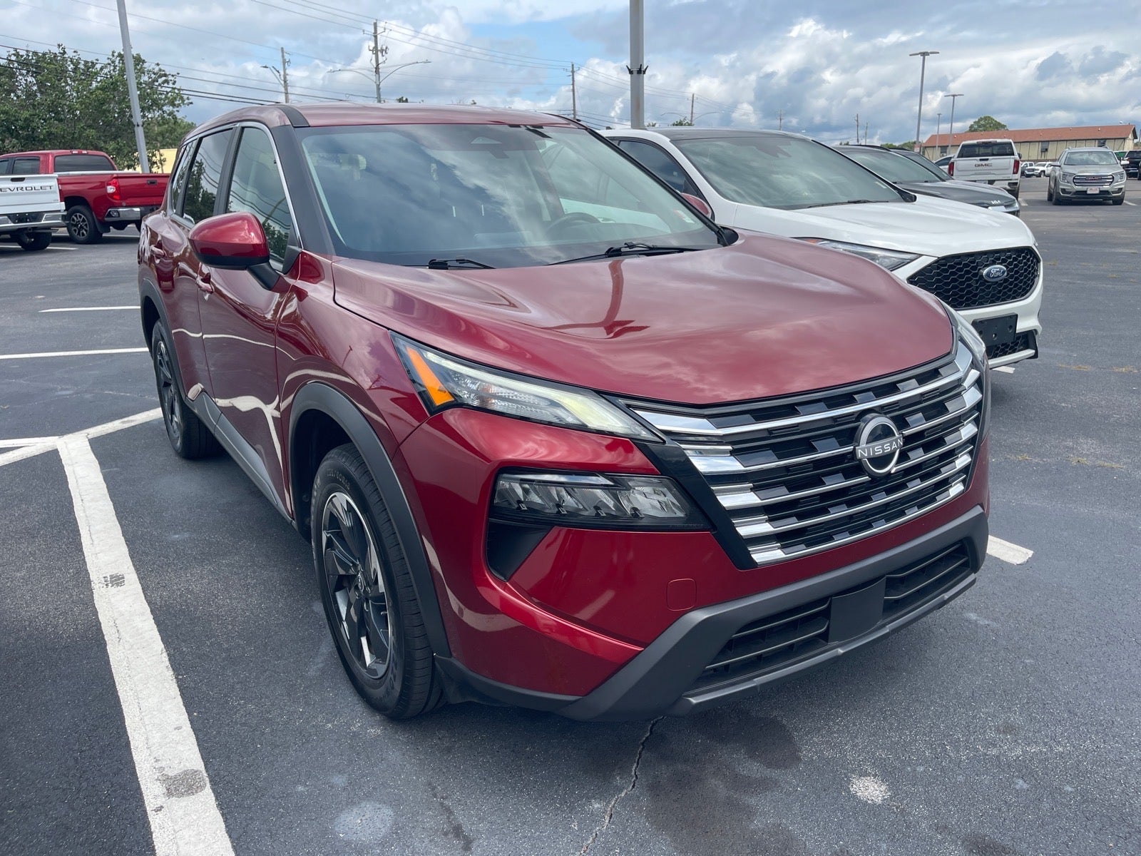 2025 Nissan Rogue SV