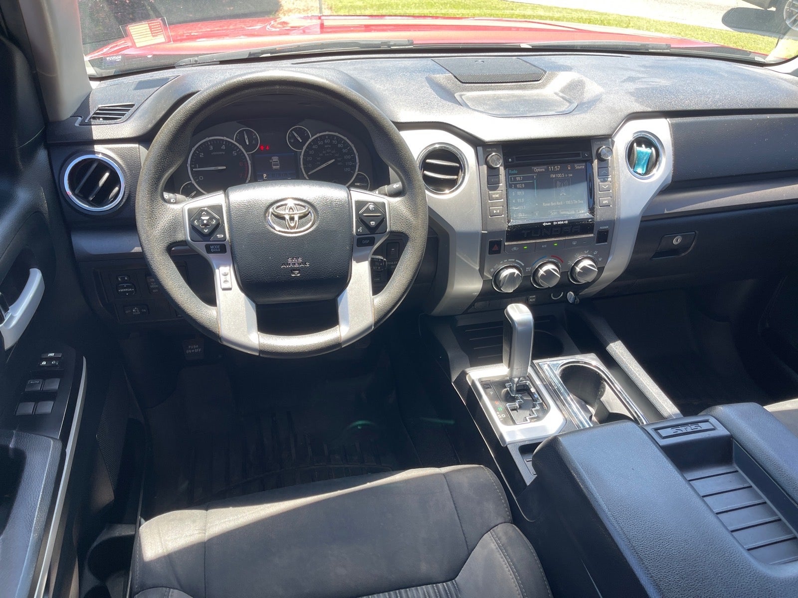 2017 Toyota Tundra 2WD SR5