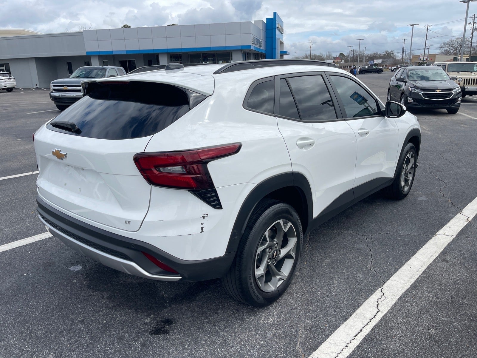 2024 Chevrolet Trax LT